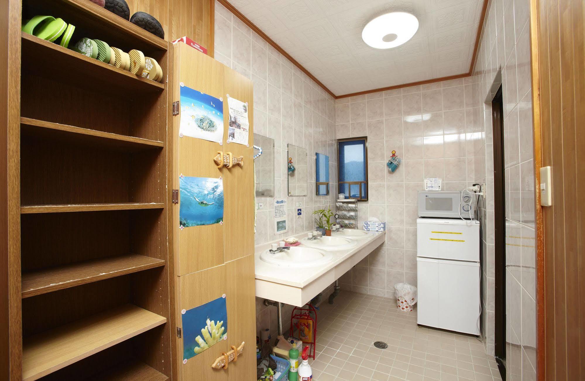 Minshuku Yadokari Hotel Zamami Luaran gambar