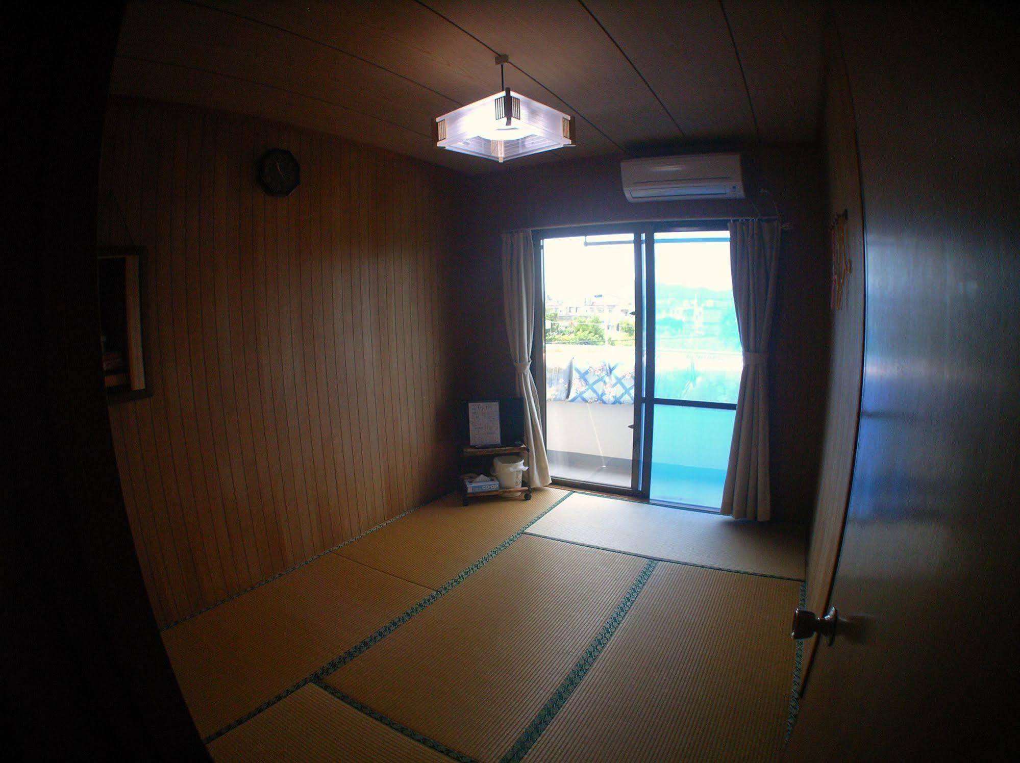 Minshuku Yadokari Hotel Zamami Luaran gambar